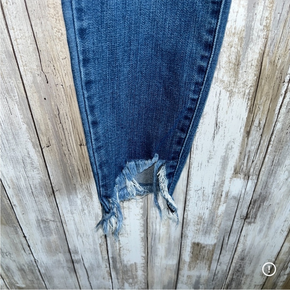 Cello Fray Bottom Unique Hem Ankle Jeans - Picture 2 of 6